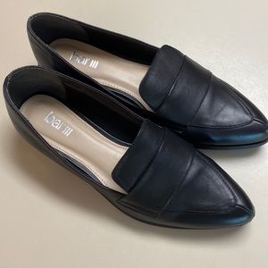 Women’s black loafers leather uppers